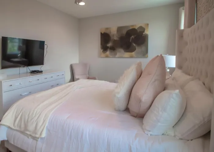 Encore Resort 6 Bedroom Vacation Home With Pool