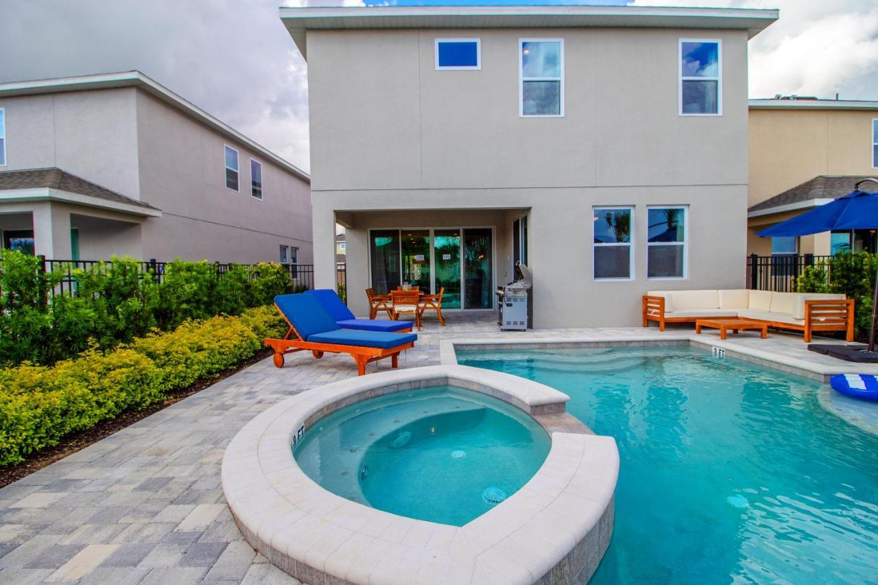 Encore 6 Bedroom Vacation With Pool Ferienhaus *